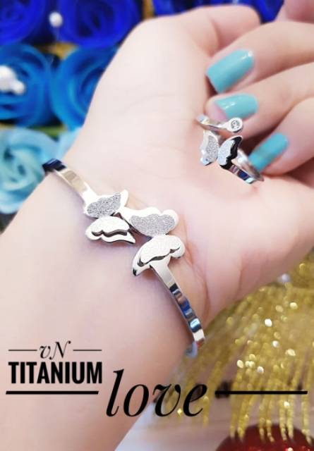 Titanium set perhiasan 2219k