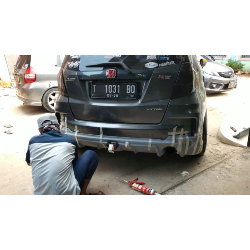 bodykit add on honda jazz ge8 (belakang)