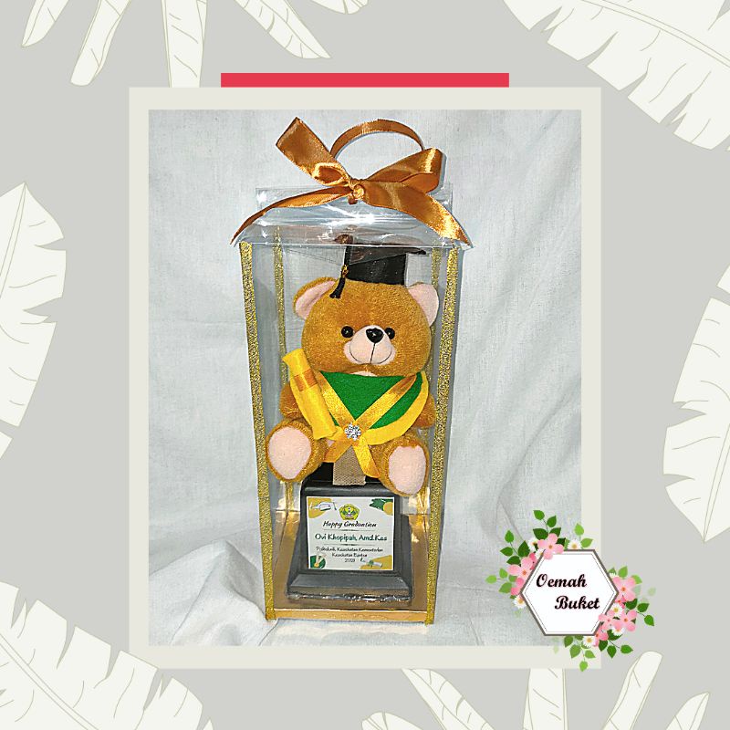 Piala Wisuda | Boneka Wisuda | Hampers Wisuda | Buket Wisuda | Oemah Buket Sidoarjo
