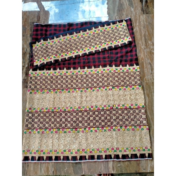 TAPIS Benang emas pelintir 30/2