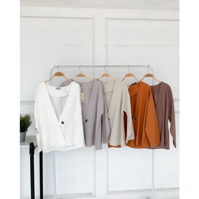reanzia outer mayoutfit