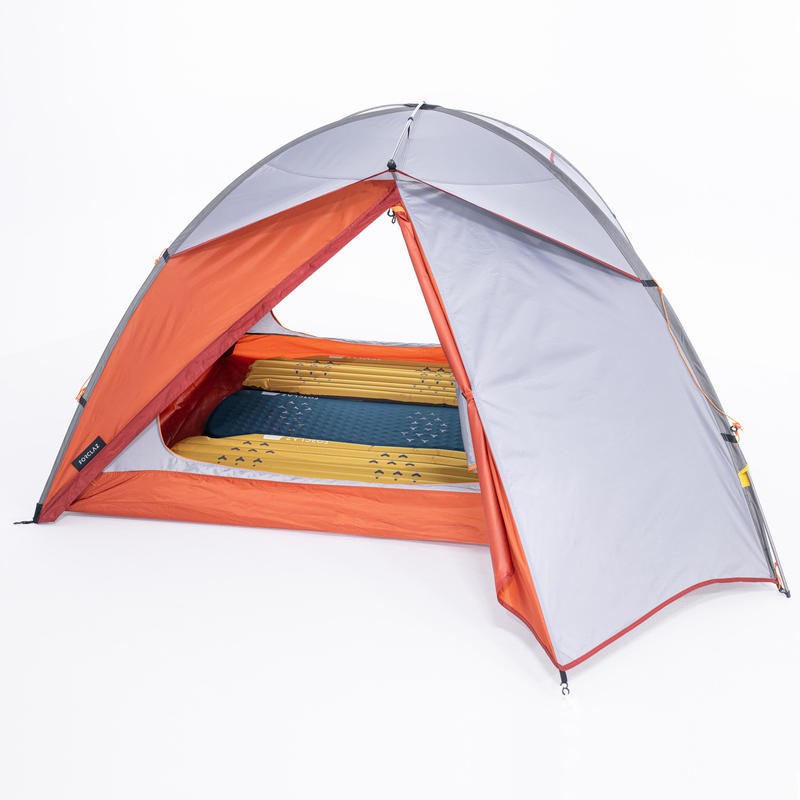 FORCLAZ Tenda Camping Trekking Freestanding Tiang Aluminium Untuk 3 Orang