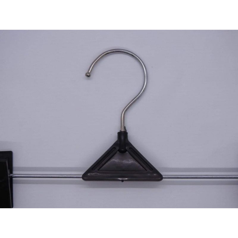 hanger jepit besi segitiga (harga 1 Lusin )