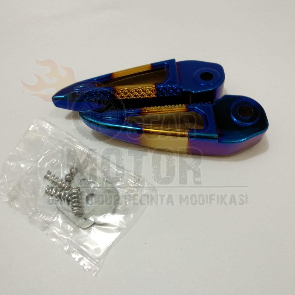 FOOTSTEP SCOOPY G3085 TWOTONE INJAKAN STEP BELAKANG HONDA BEAT SCOOPY NEW VARIO 125 150 MIO FINO motor