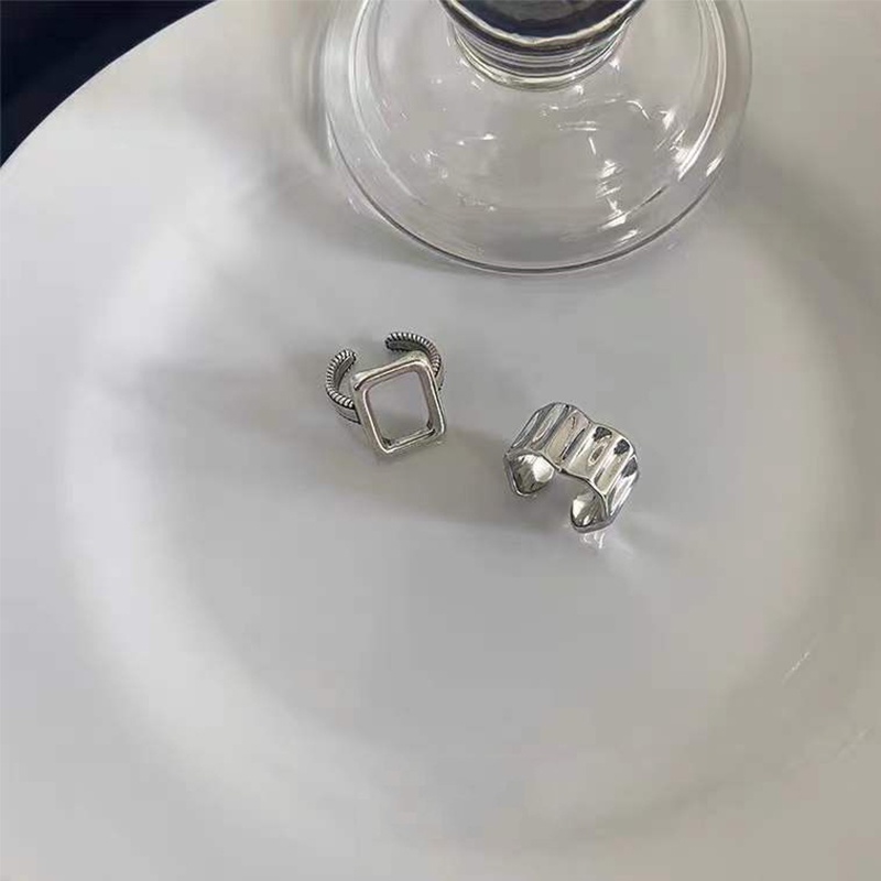 2pcs / Set Cincin Jari Telunjuk Model Terbuka Desain Geometri Hollow Asimetris