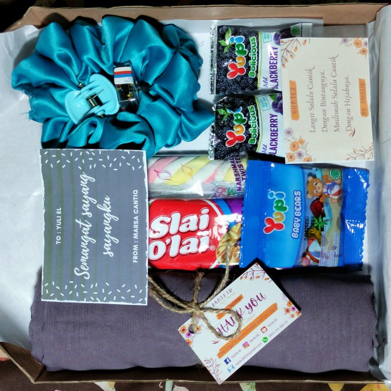 

HAMPERS HIJAB PAKET Q
