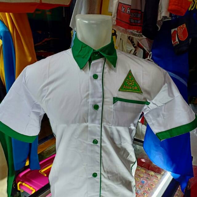 Kemeja ansor putih lis hijau