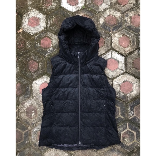 vest uniqlo berhoodie