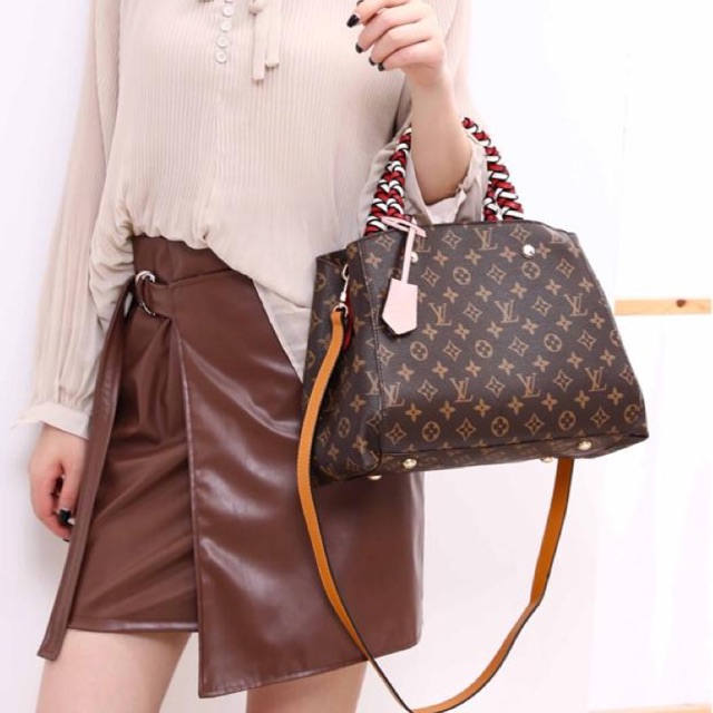 Tas Fashion LV Montaigne Bag M44671 medium size