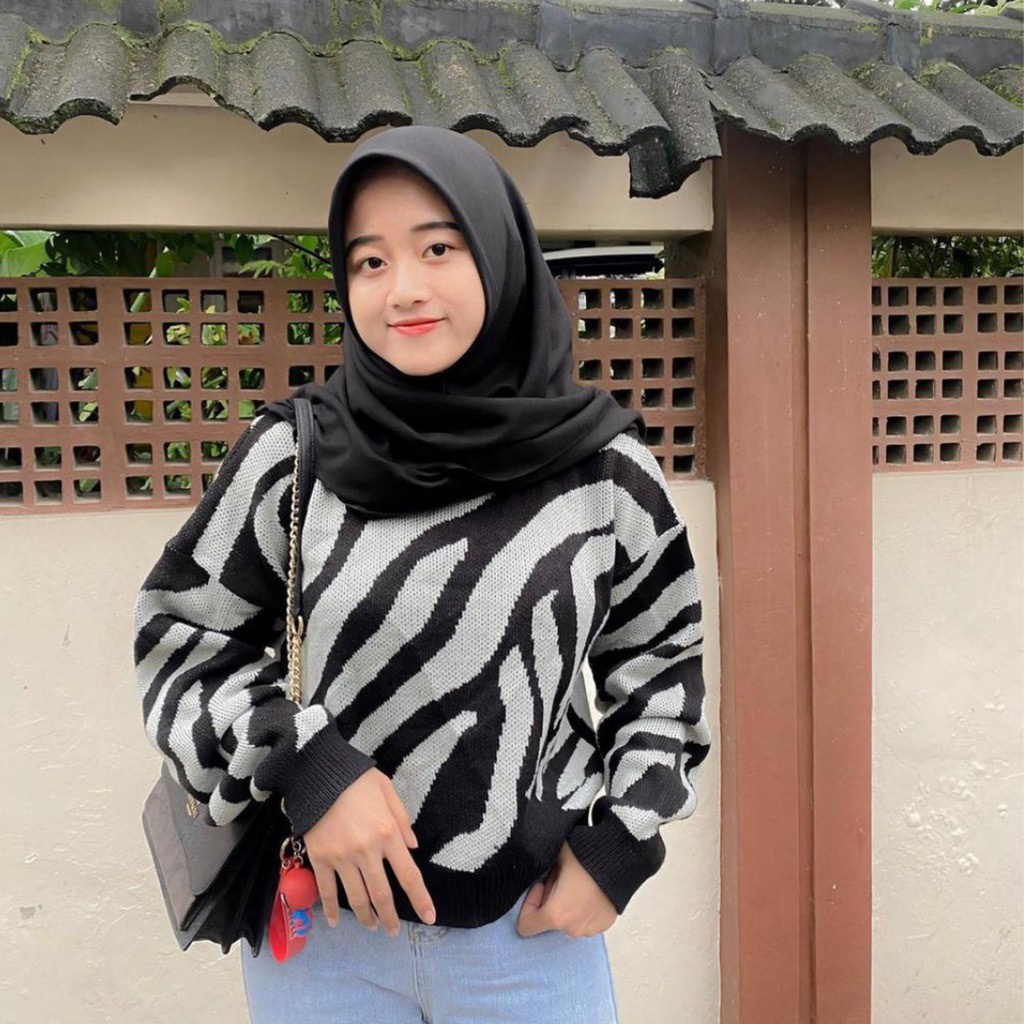 Tq88indonesia Fashion Sweater Rajut Wanita Terbaru / RAJUT ZEBRA TWISTER / Switer Rajut Tebal / Baju Rajut Kekinian / Baju Rajut Cewek / Atasan Wanita