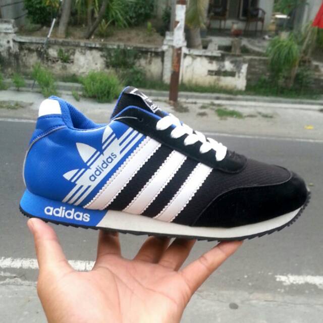 Sepatu sport adidas V Racer clasic hitam biru/casual/joging cowok