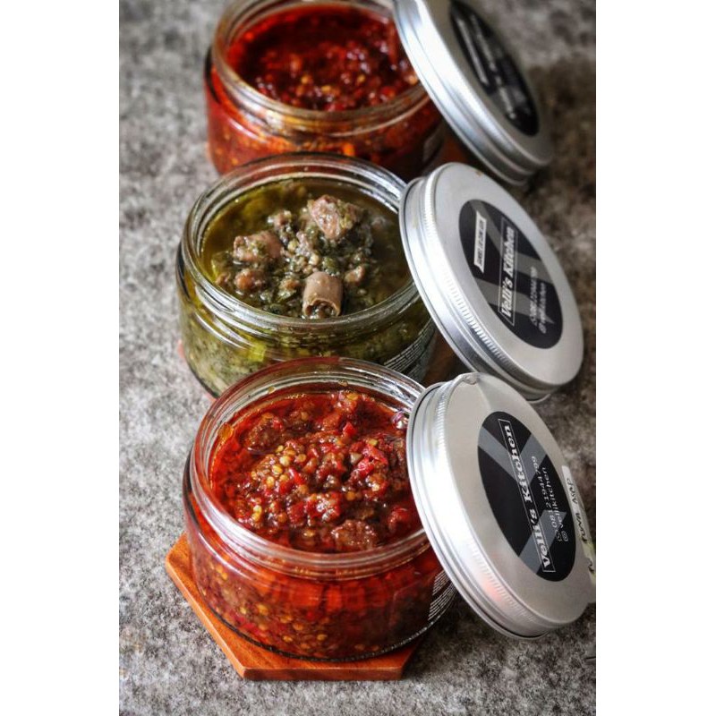 

PREMIUM SAMBEL IJO CUMI ASIN & SAMBEL DAGING SUWIR