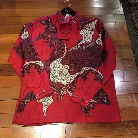 Kemeja Pria Sutra Viscos by Dian Pelangi LIMITED EDITION Baju Atasan Hem Batik Tulis Cowok Pesta Per