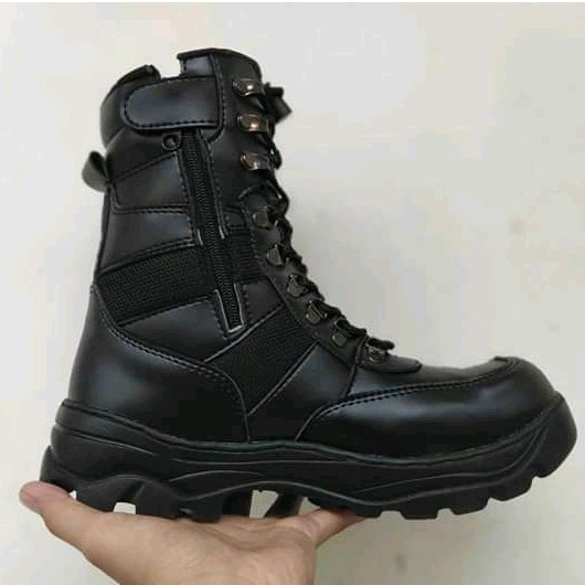 Sepatu boots safety caanggo pdl terlaris magneto black 9 inci