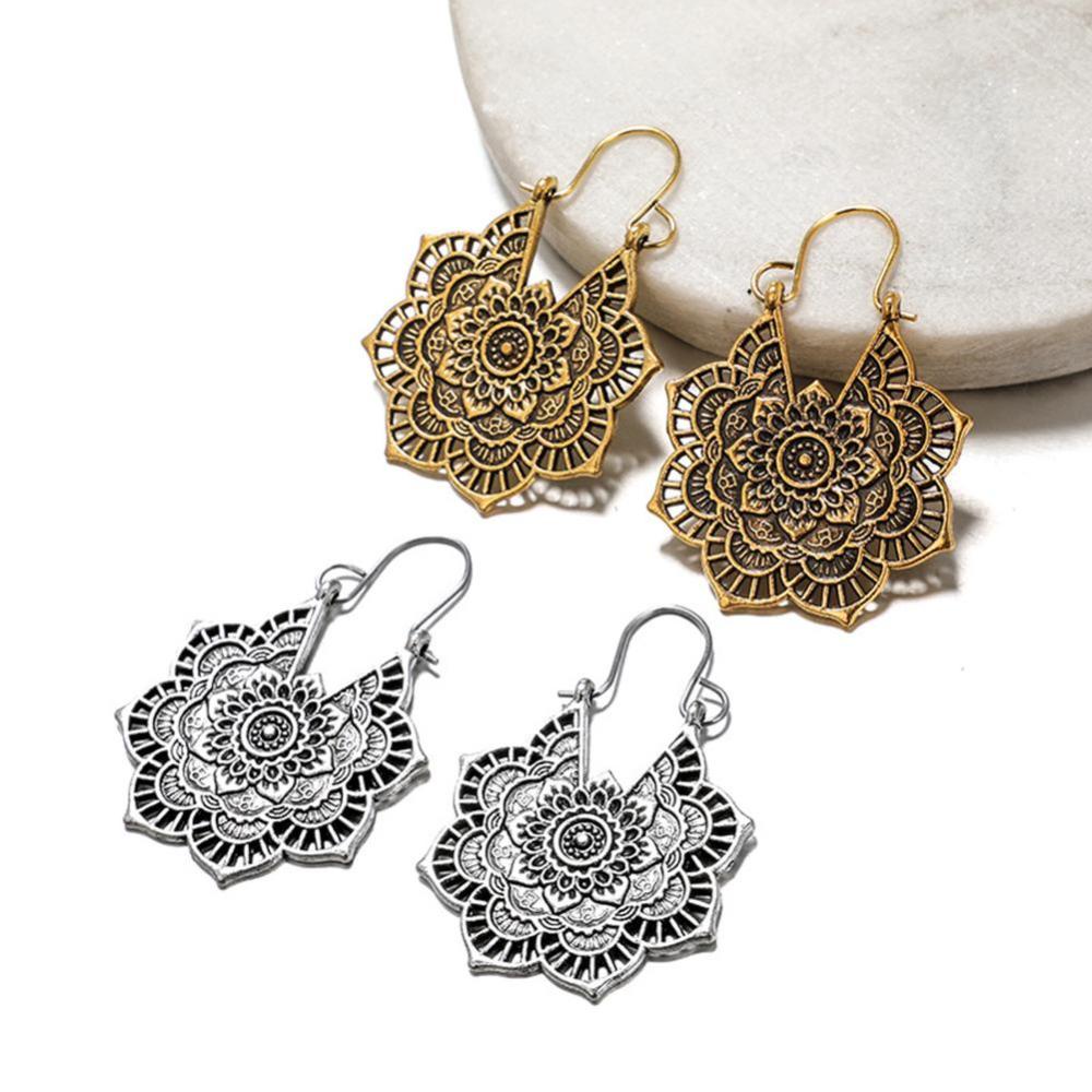 Timekey Anting Tusuk Gantung Desain Ukiran Bunga Hollow Gaya Retrobohemian Untuk Wanita A1K4