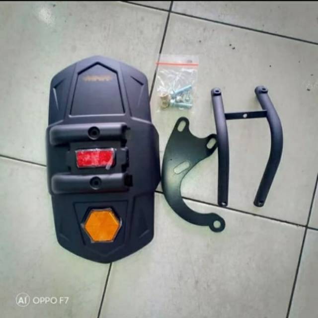 Mudguard / pelindung lumpur / penahan lumpur Honda Adv 150