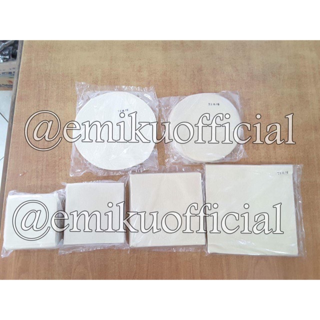 

Emiku kulit pangsit BULAT 500gr kemasan vakum (ukuran 7,8,9,10,12,15,cm)