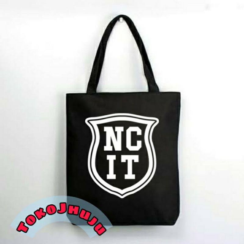 Totebag Zipper NCT 127 LOGO SHIELD NCIT sablon putih // Tas jinjing resleting