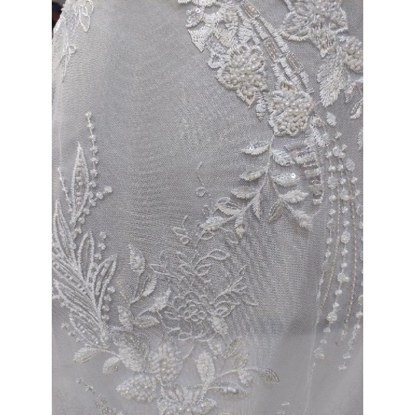 Kain Tile Brokat Aplikasi 3D Payet Timbul Akar Snow White D#2156 No 1