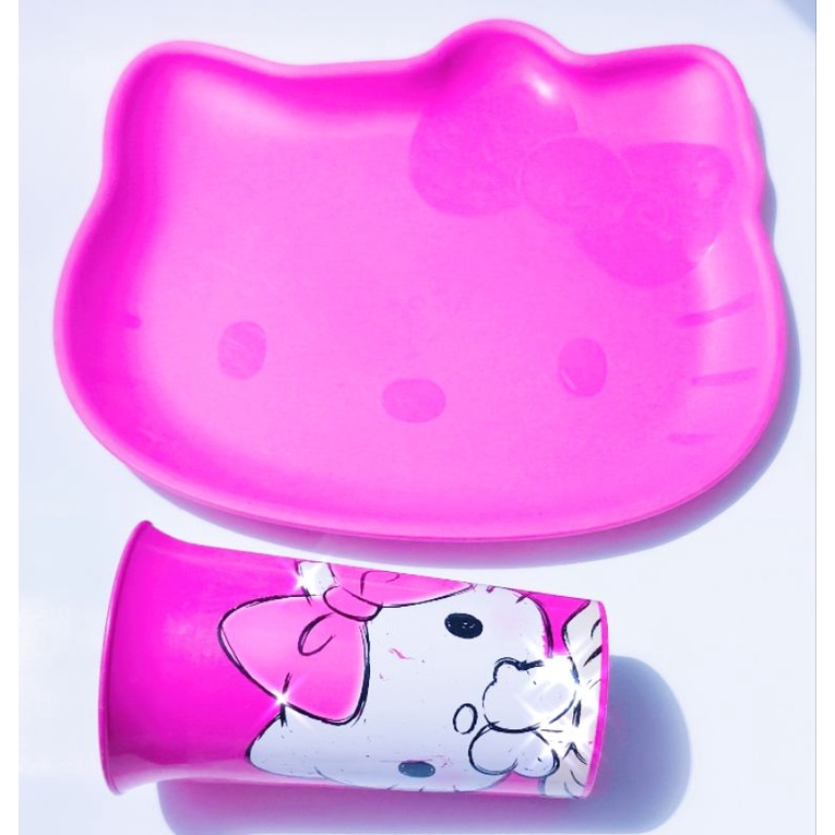 Preloved Hello Kitty set gelas piring pink ori Tupperware