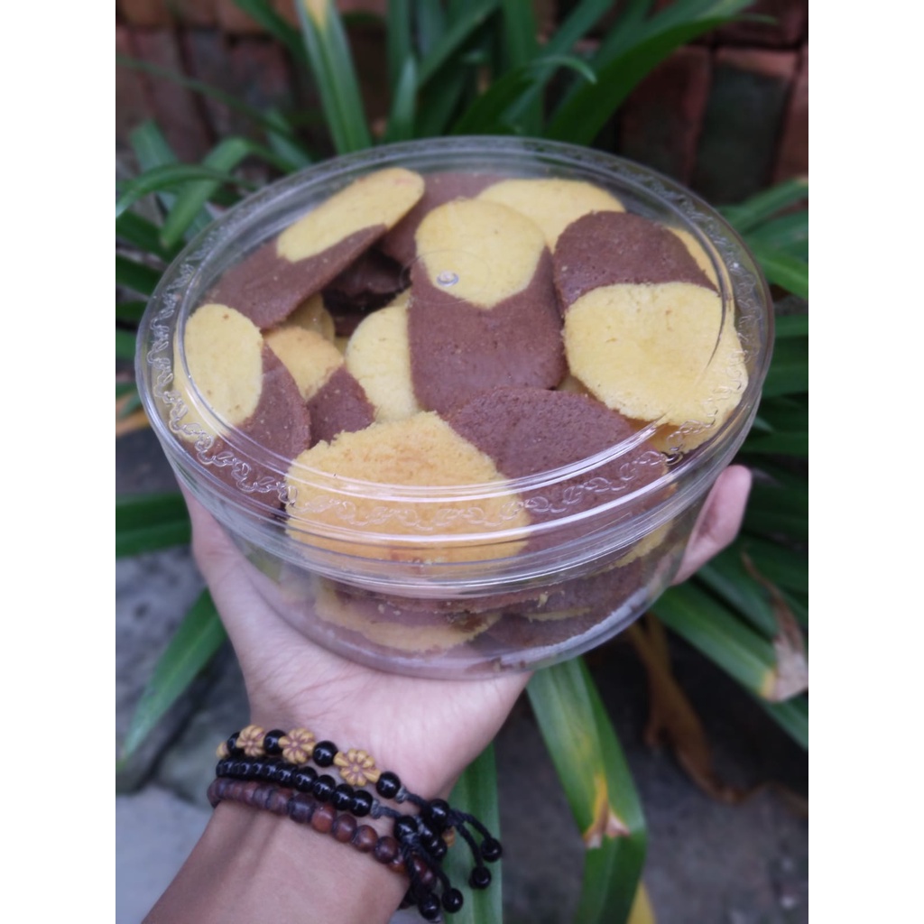 

kue kering lidah kucing campur coklat kemasan 500gr