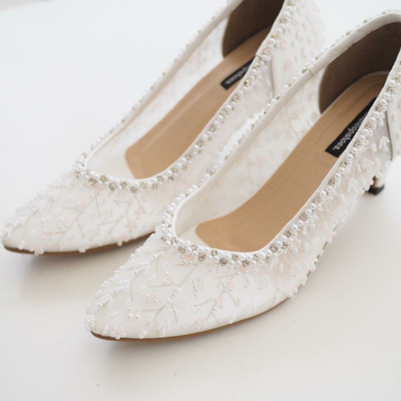 {Bembiibloopshoes} Aina