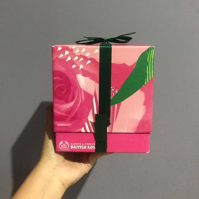 

Gift Package The Body Shop