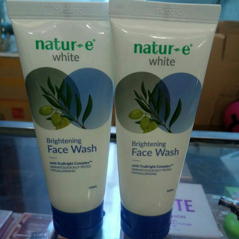 Natur-E White Brightening Face Wash 50ml