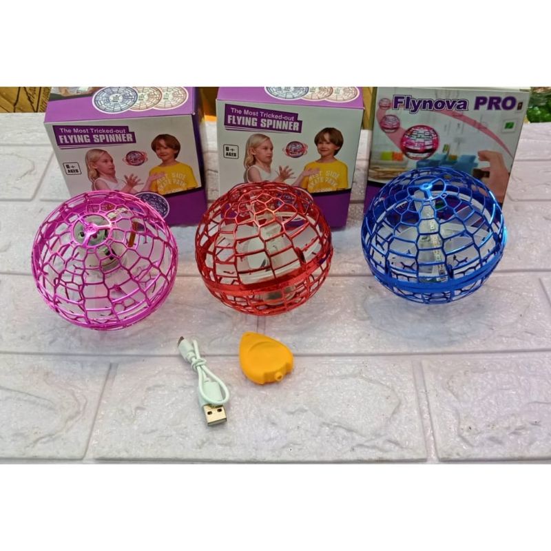 {DS} Mainan Anak Terbaru Bola Ajaib Terbang / Bola Terbang Mainan Flying Spinner