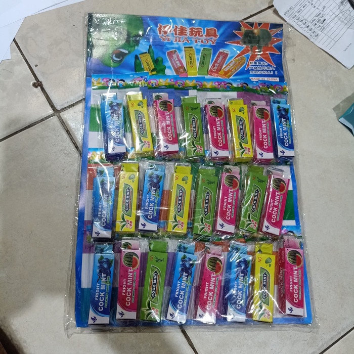 toy-prank-gag- permen karet kaget isi 24 mainan prank grosir -gag-prank-toy.