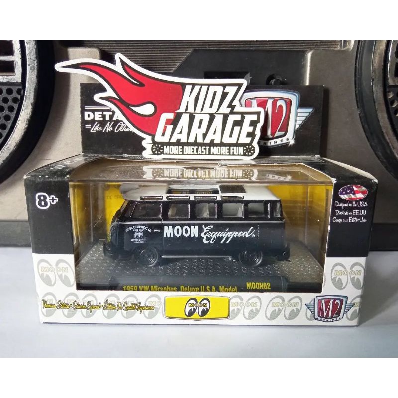M2 Machines 1959 VW Microbus Deluxe USA Mooneyes