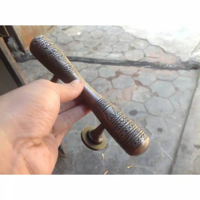 Handle / Tarikan Pintu Rumah Gebyok Pagar Kuningan Motif Egypt 20cm