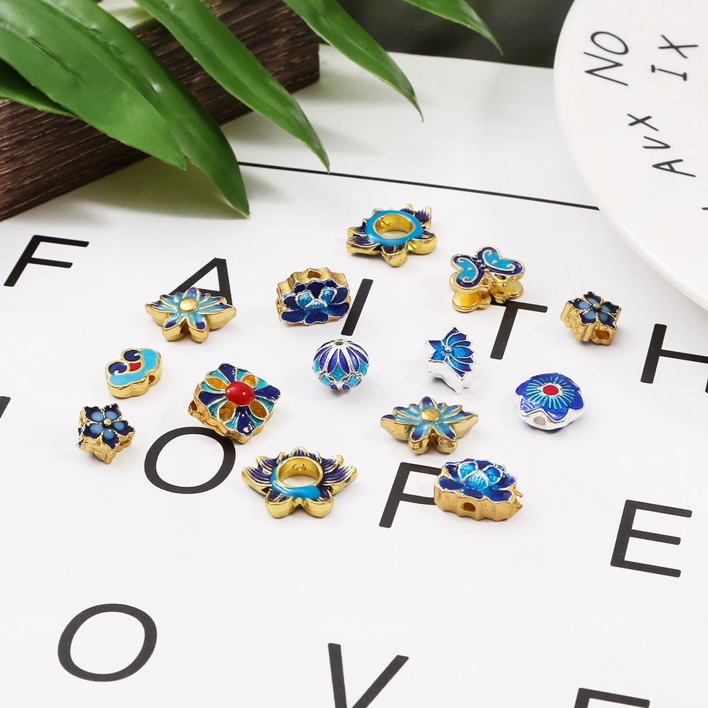 1 PC Tanaman Bunga Lotus Cross Cloud Mix Berbentuk Paduan Seng Logam Enamel Pesona Manik-manik untuk DIY Membuat Perhiasan Gelang