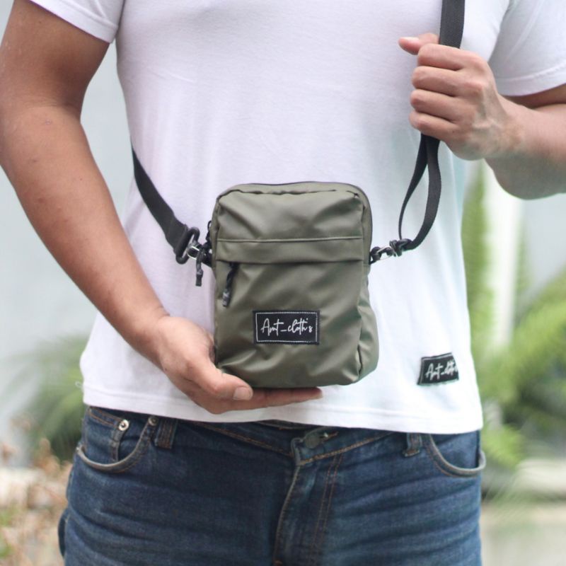 Amt_Cloth's - Tas Selempang Waterproof Sling Bag Phone Card Holder Penutup Resleting Rantie Series