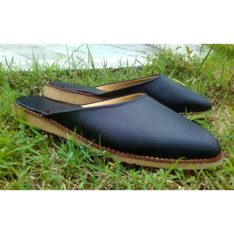 sendal selop pengantin pria