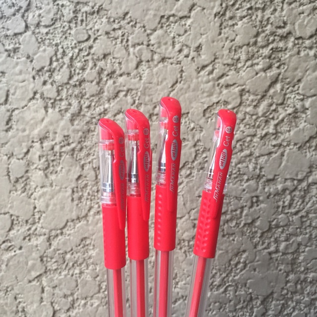 

Pena merah ! Bisa 1 / 4 / 12 pcs PULPEN BOLPOINT BALLPOINT PENA PEN GEL KARAKTER SEKOLAH JAKARTA REA