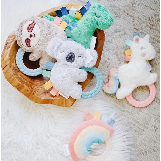 Itzy Ritzy | Ritzy RATTLE PAL - Plush With Teether Mainan Boneka Motorik Boneka Anak Lucu Soothing Teething Sensory Sound