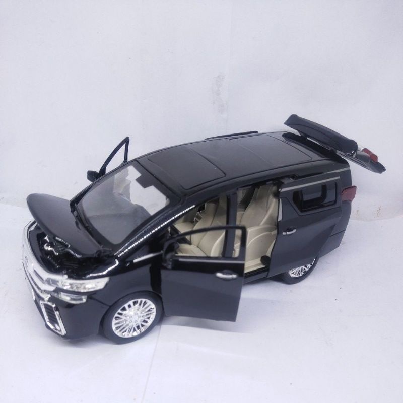 diecast miniatur mobil Toyota Alphard velfire 1:24 bahan besi mainan