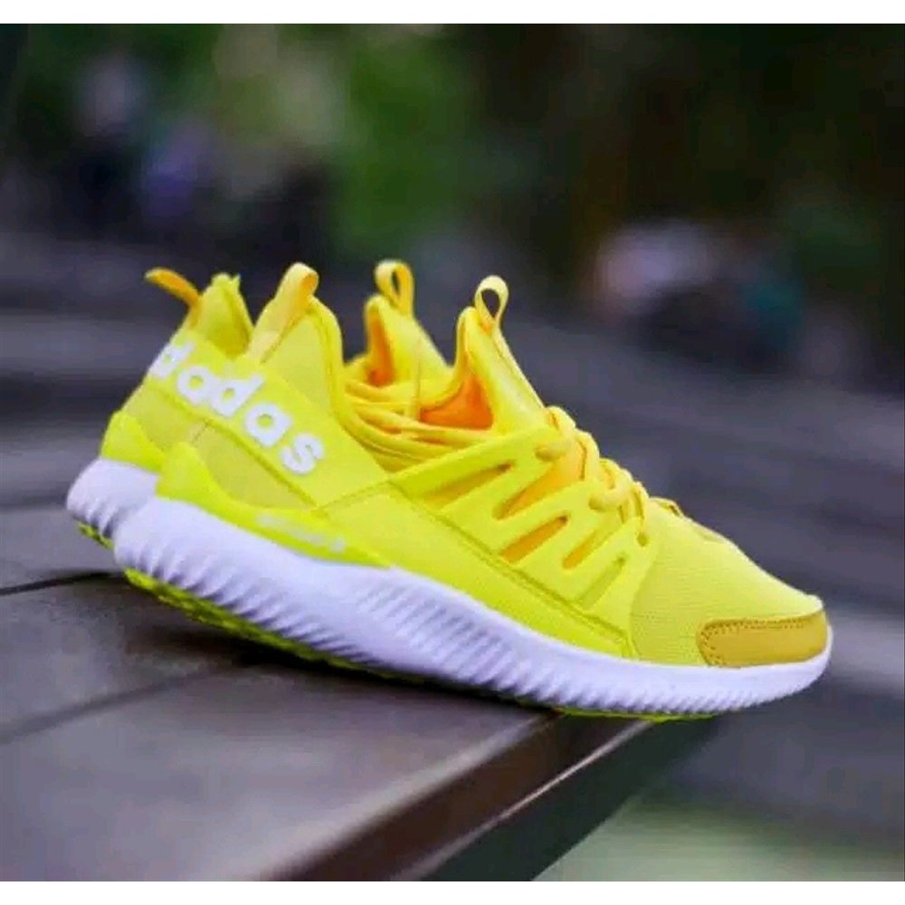 Sepatu Sneakers Pria Wanita Import Sepatu Adidas Running Original Sepatu Olahraga Terlaris Termurah