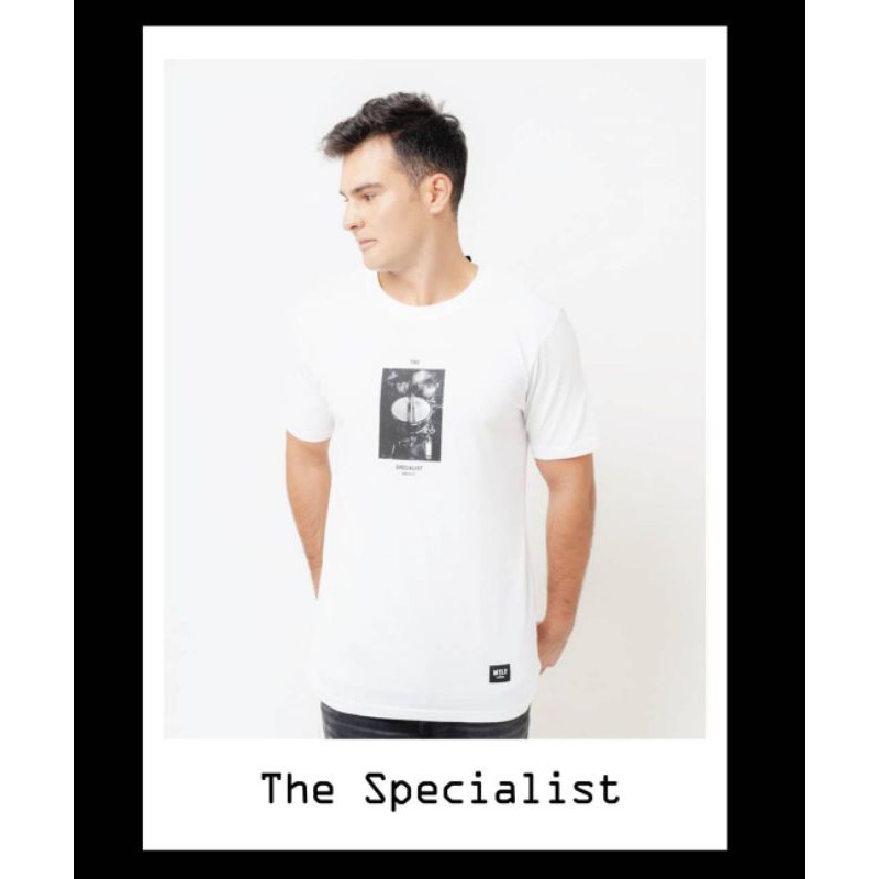 Kaos Pria Moutley