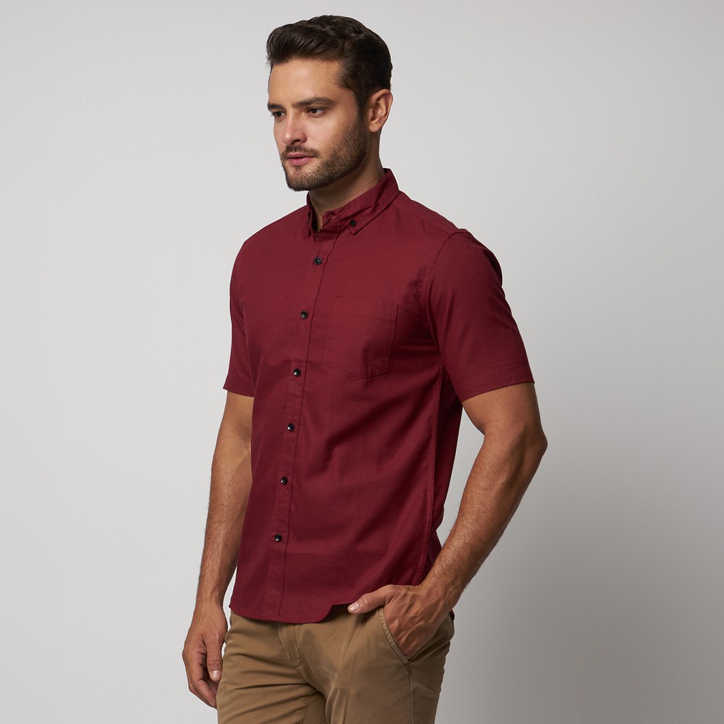 Kemeja Cowok Polos Pria Tangan Pendek Maroon Premium Quality Sigarate Slimfit Casual Kantoran Trendy