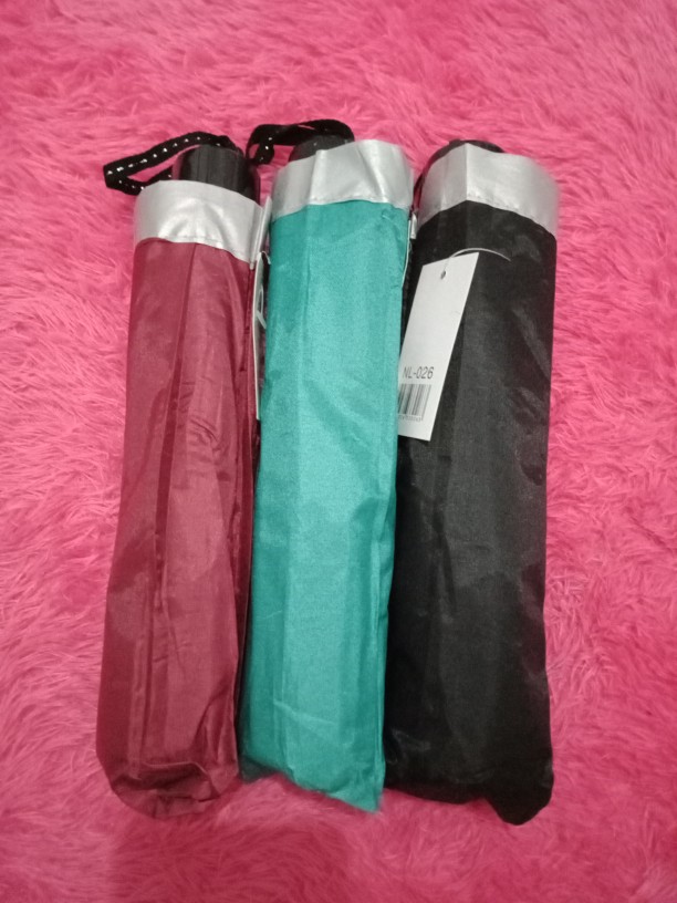 Payung Lipat 3 Polos Warna Warni