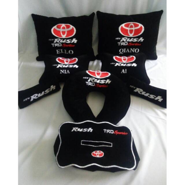BANTAL MOBIL TOYOTA RUSH