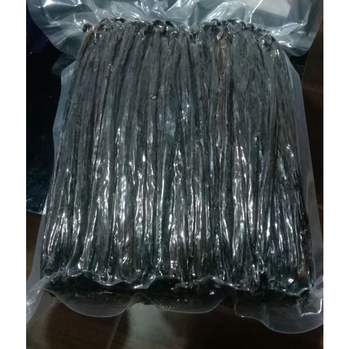 

Vanilla Beans Planifolia Grade A ( 1 Kilogram )