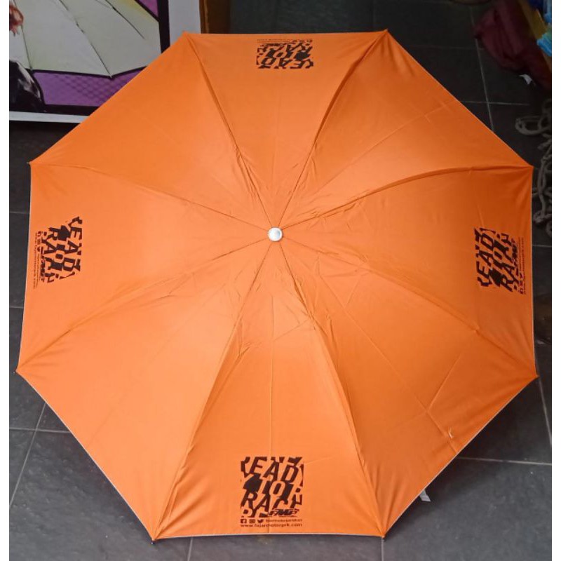 Payung warna ORANGE bawah silver UV Protection bisa + Sablon Custom 1 film 1 Warna 4 sisi