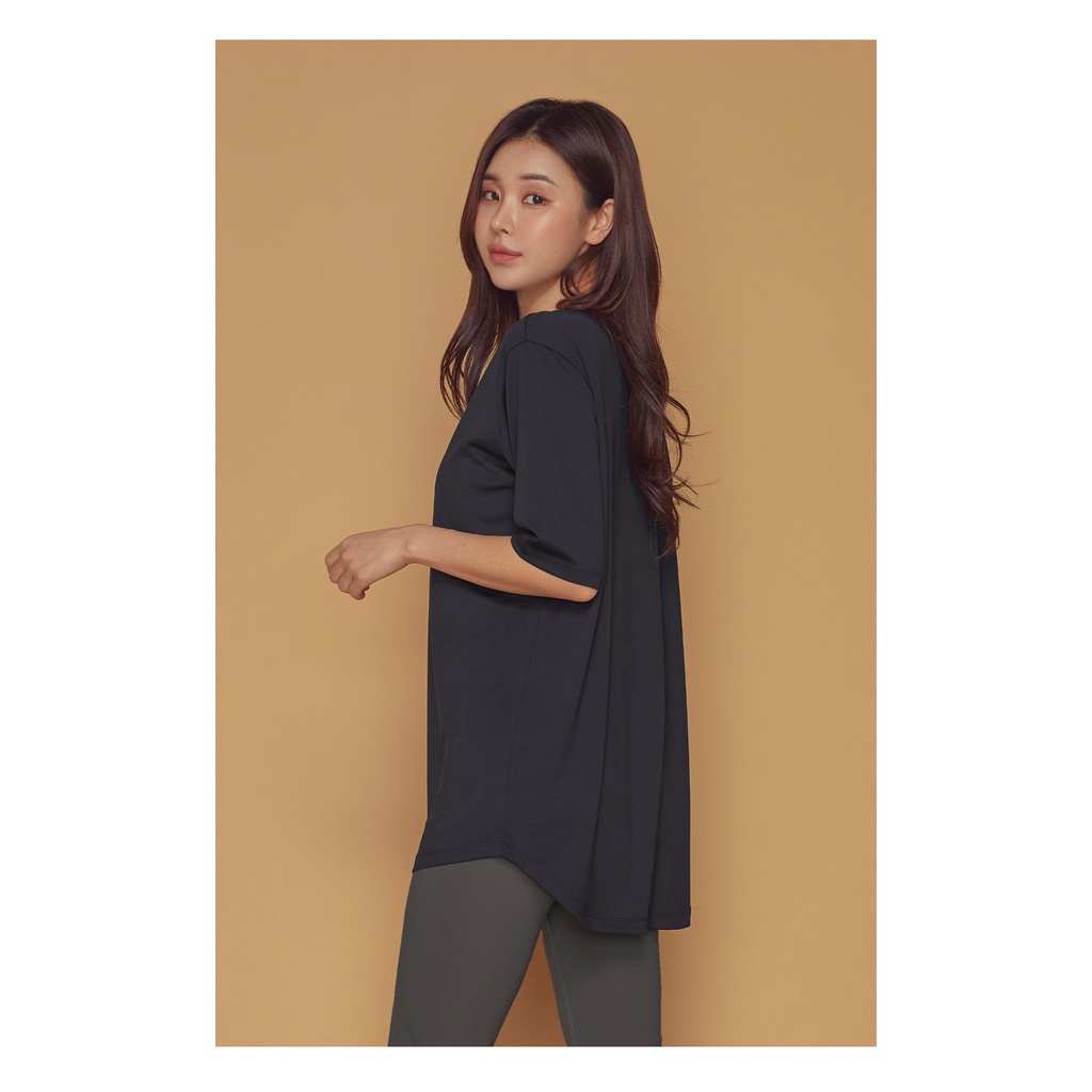 STL UPTOWN STRETCH ROUND LONG TEE
