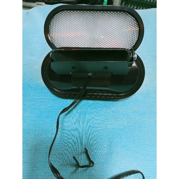 LAMPU STOP BELAKANG/STOPLAMP JALAN UNIVERSAL MOBIL/MOTOR 12 VOLT