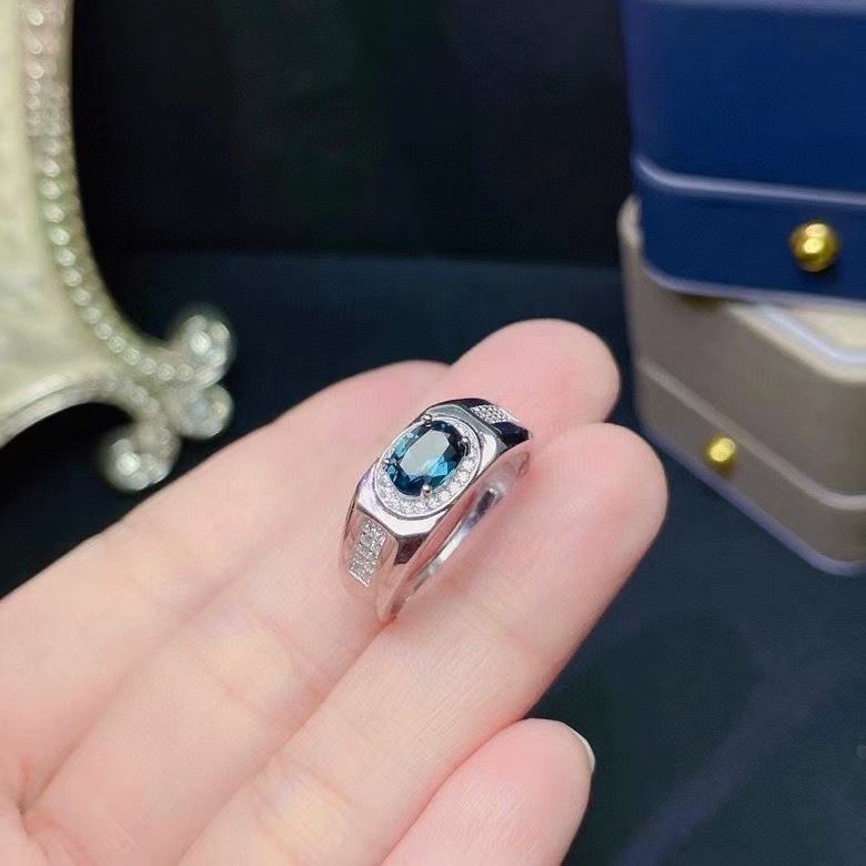 Sapphire Cincin Nikah Titanium Steel Silver Platinum Hias Kristal Safir Berlian Untuk Pria / Wanita