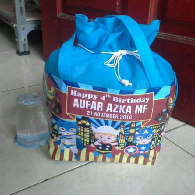 

Tas serut custom vinil 18x18 LB+sablon goodie bag