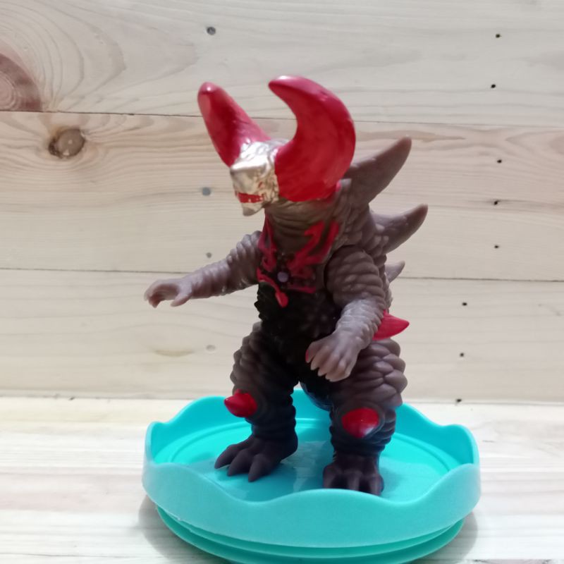 kw dx Ultraman geed Ultra Monster Belial Fusion Beast Skull Gomora seri ultraman geed ultraman taiga